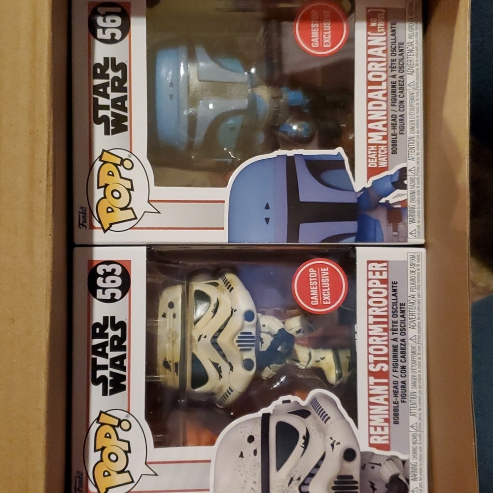Two piece Funko pop